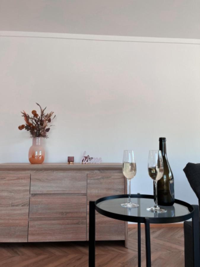 Apartmán NIKLAN Rožnov pod Radhoštěm Esterno foto
